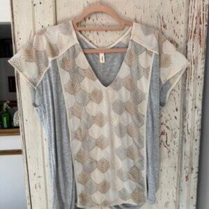 😍ANTHROPOLOGIE TINY SEA FAN EMBROIDERED TOP SZ Medium